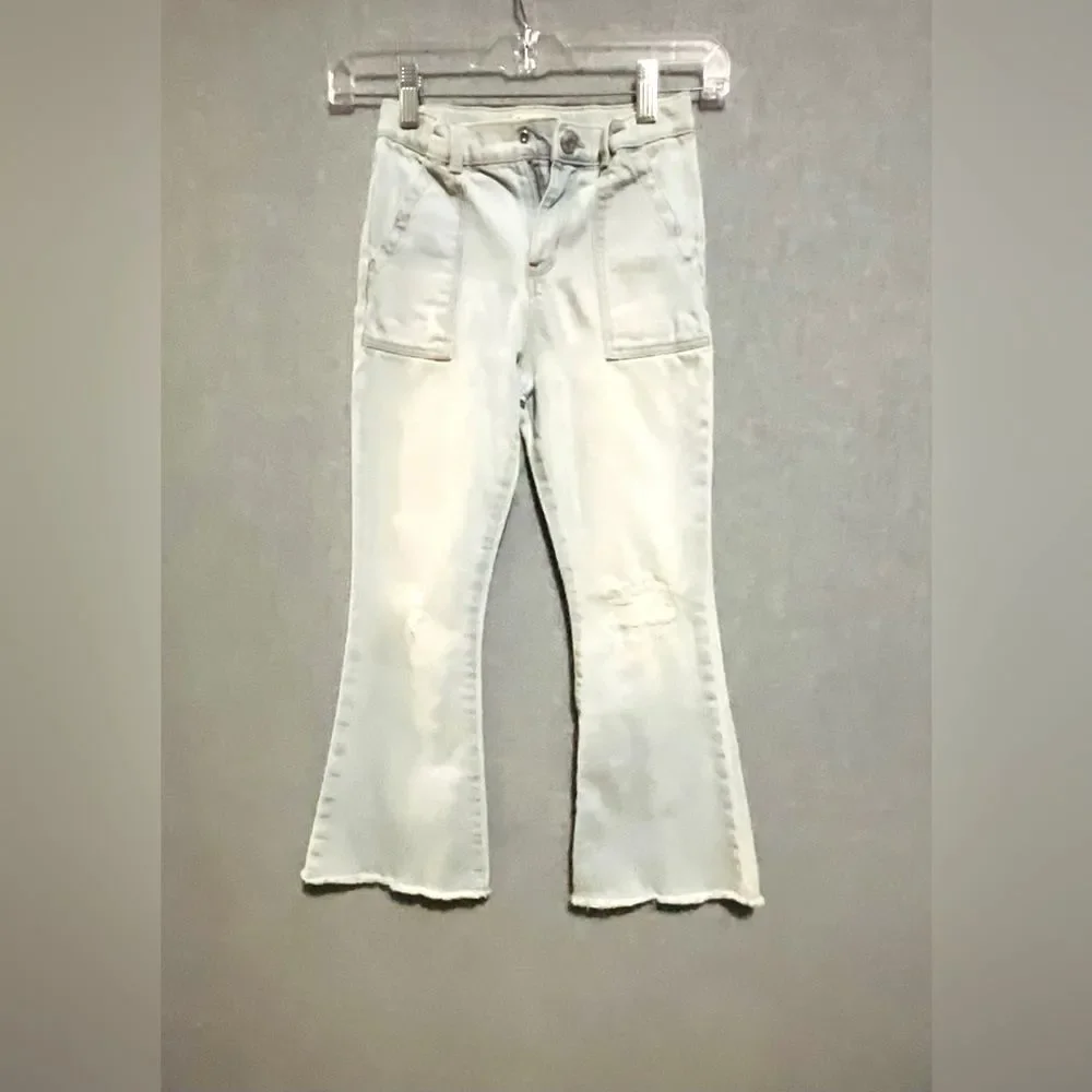 OshKosh B'gosh Girls Size 8 Flare Jeans Distressed Light Wash Patch Pocket Denim